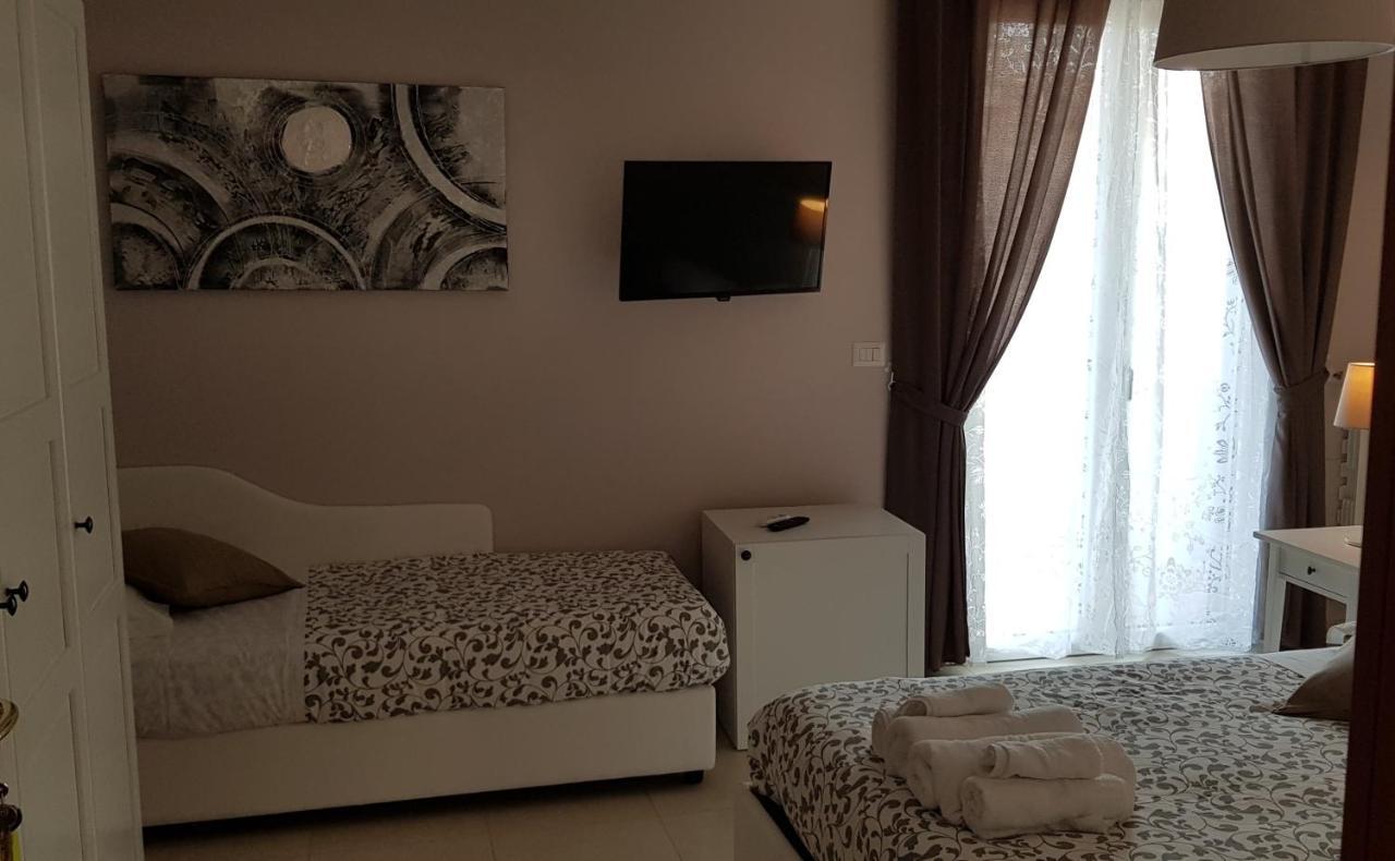 Home Sweet Home Scerne Luaran gambar