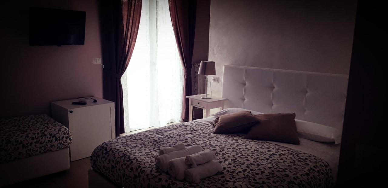 Home Sweet Home Scerne Luaran gambar