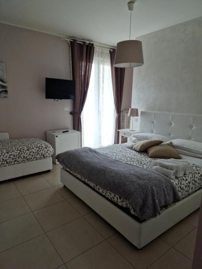 Home Sweet Home Scerne Luaran gambar